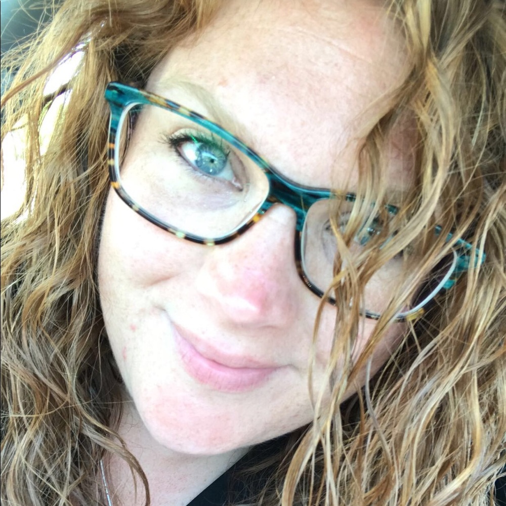 Meet your Posher, Nichole